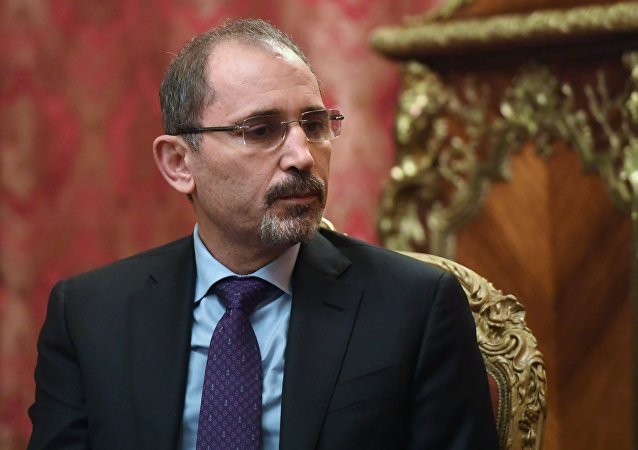 أعلن وزير الخارجية الأردني، أيمن الصفدي، اليوم الاثنين، عن تقدير بلاده لجهود ألمانيا في دعم اللاجئين على أراضيه.