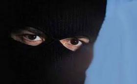 القبض على 3 أشخاص انتحلوا صفة رجال أمن عام بعد أن قتلوا مقيماً بنغالياً