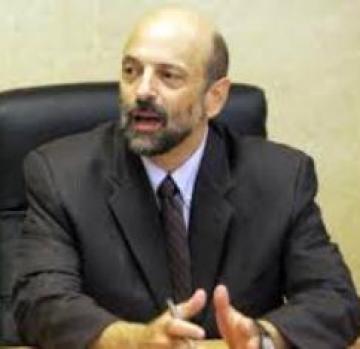 وزير التربية يتابع مع وزير الداخلية حادثة الاعتداء على معلم في المفرق
