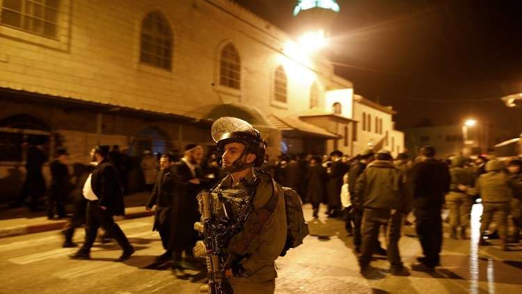 إسرائيل تعتقل العشرات من كوادر حماس
