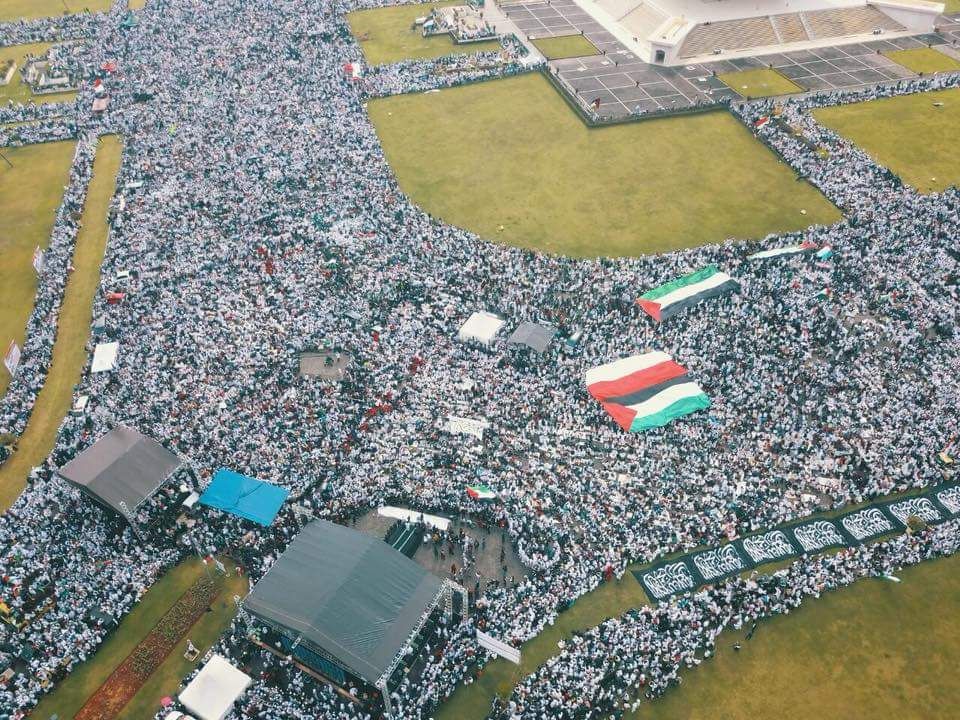 مظاهرات حاشدة في إندونيسيا للقدس  .