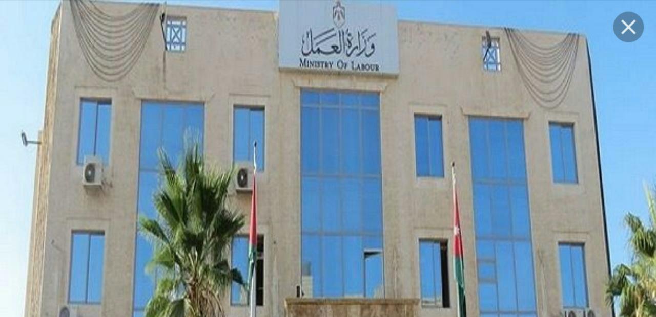 العمل: ضبط 300 عامل وافد مخالف لقانون العمل.