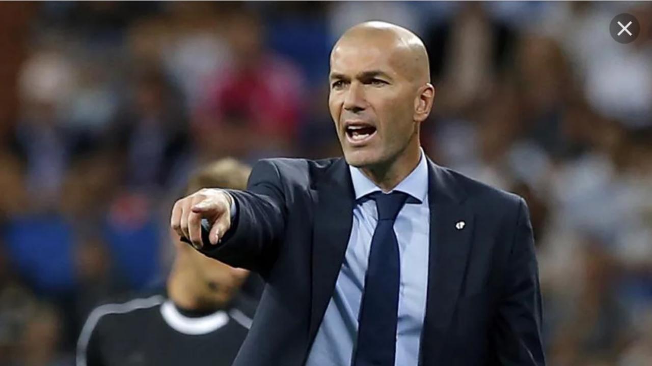 4 أخطاء لزيدان أهدت الكلاسيكو لبرشلونة.