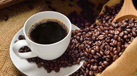 ماذا تفعل 3 أكواب قهوة يوميا بالنساء