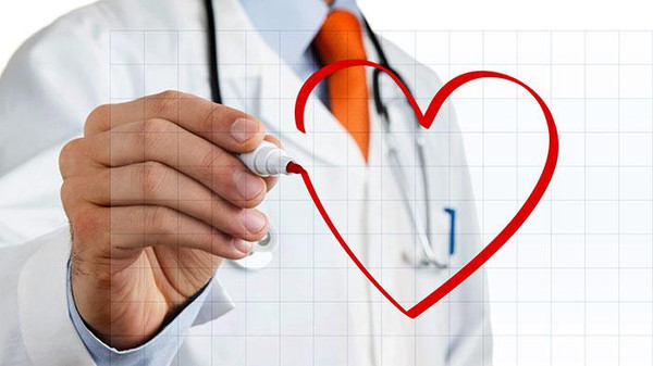 كيف تقي نفسك من أمراض القلب بمنتصف العمر؟