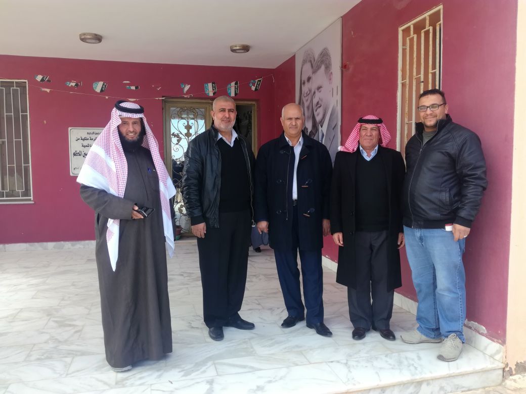 مركز شابات منشية بني حسن ينظم معرض للوظائف.