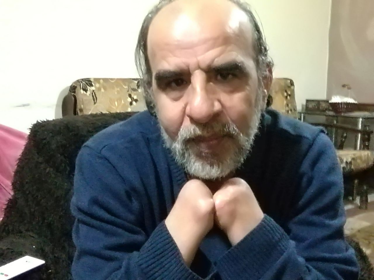 عصام الشبر : بترت يدي اثر انفجار لغم ارضي اثناء خدمتي العسكرية بمنطقة سويمة عام 1983.