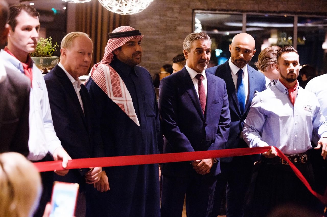 فوغو دي تشاو يستضيف جهاتٍ إعلامية في حفل عشاء فاخر يعبق بروح الضيافة البرازيلية العريقة.