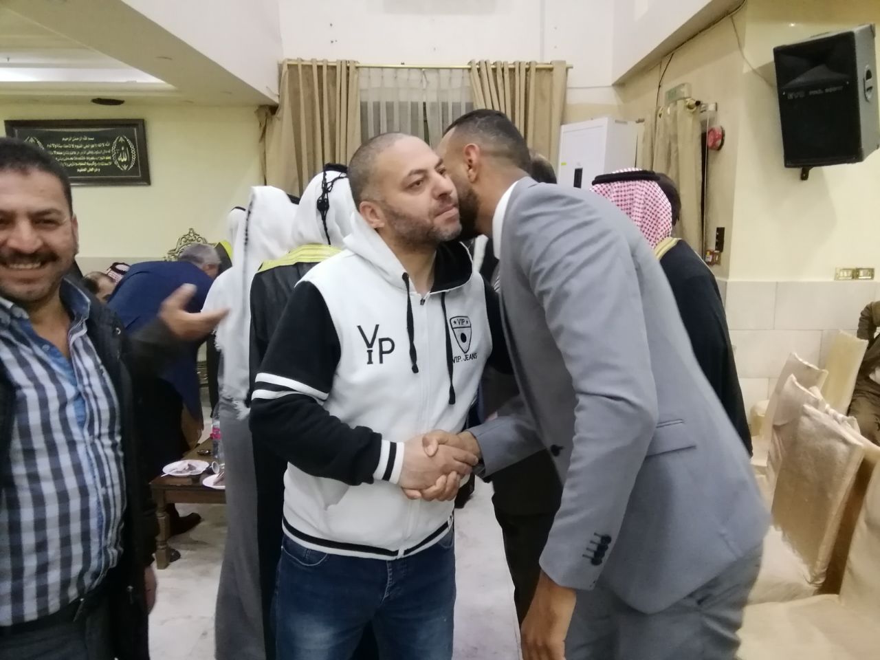 الطبيب ألبس..... في ذمة الله