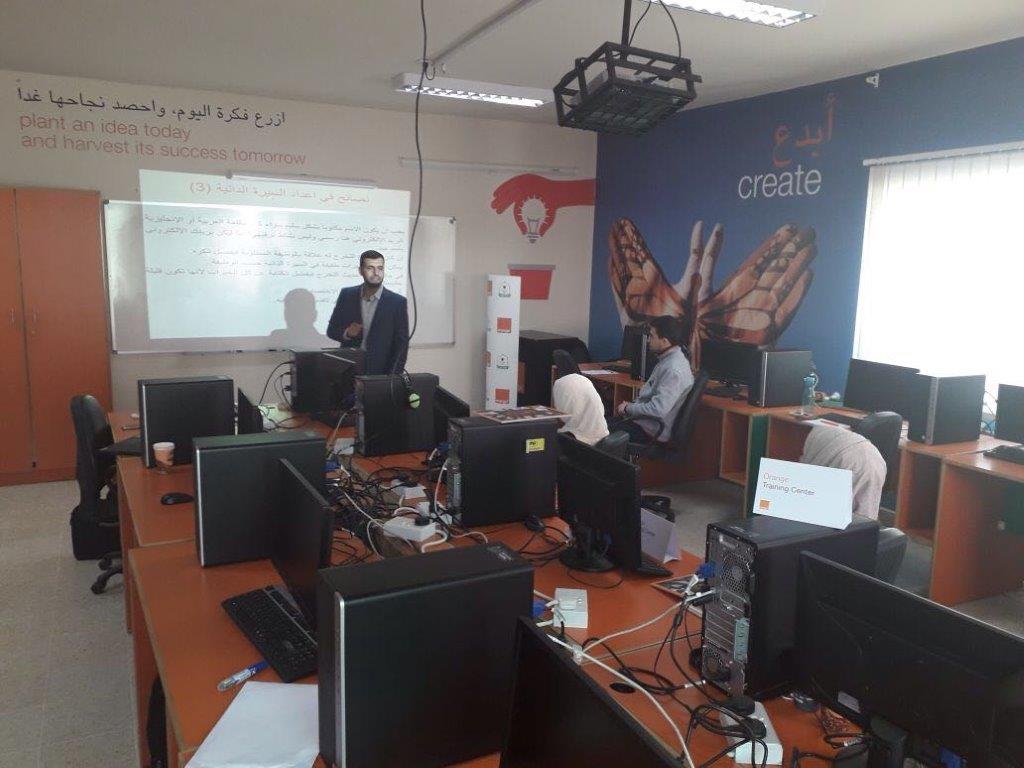 ضمن شراكتها الاستراتيجية مع جامعة اليرموك Orange الأردن تنظم أسبوعاً تدريبياً للمهارات الوظيفية في مختبرها (OYIL).