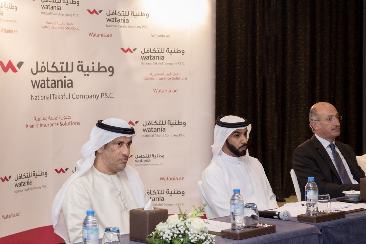 عبدالله بن محمد آل نهيان يكرّم الفجيرة الاجتماعية الثقافية.