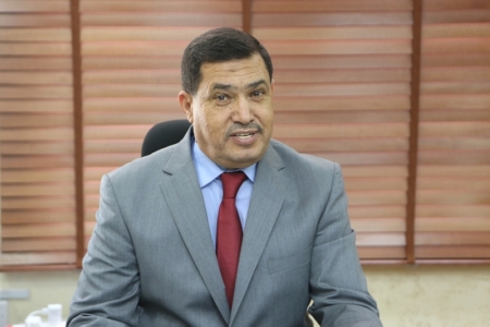 الهميسـات: «البصمــة» و«أداء الموظفين» ليسا من صلاحية «الخدمة المدنية»