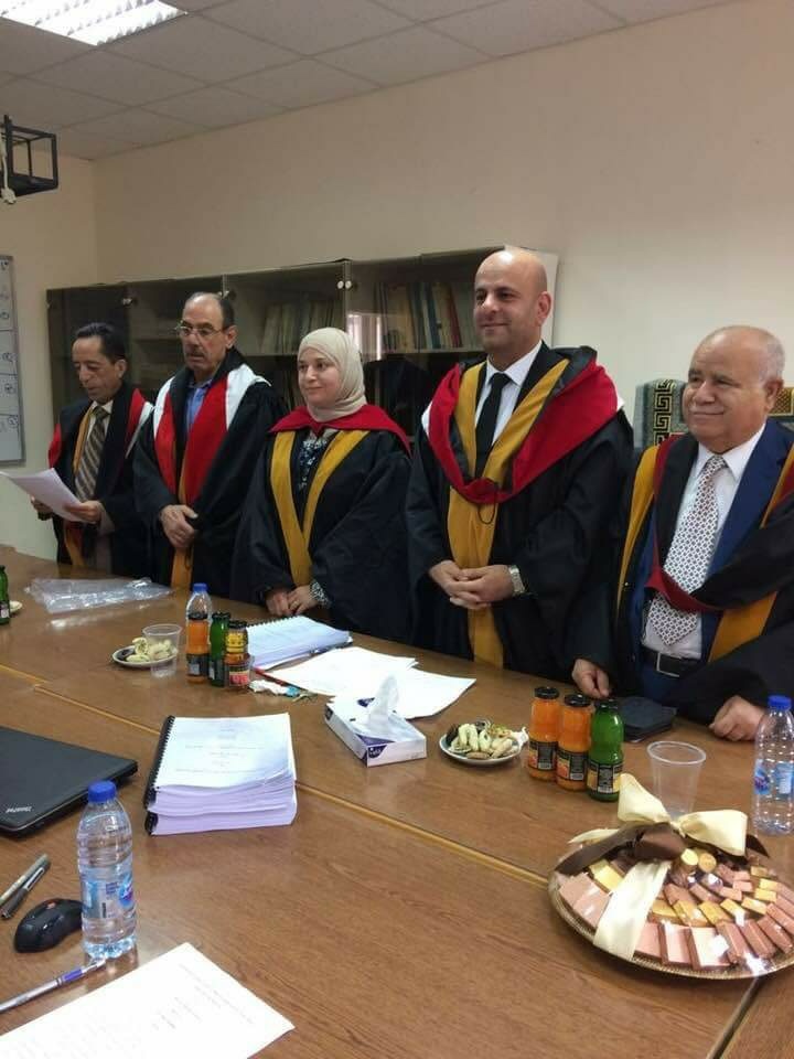 مبارك حصول الدكتور مؤيد الكلوب على شهادة الدكتوراه.