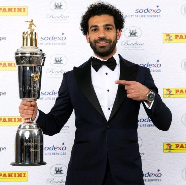 صلاح.... يتوج بجائزة أفضل لاعب في الدوري الإنجليزي.