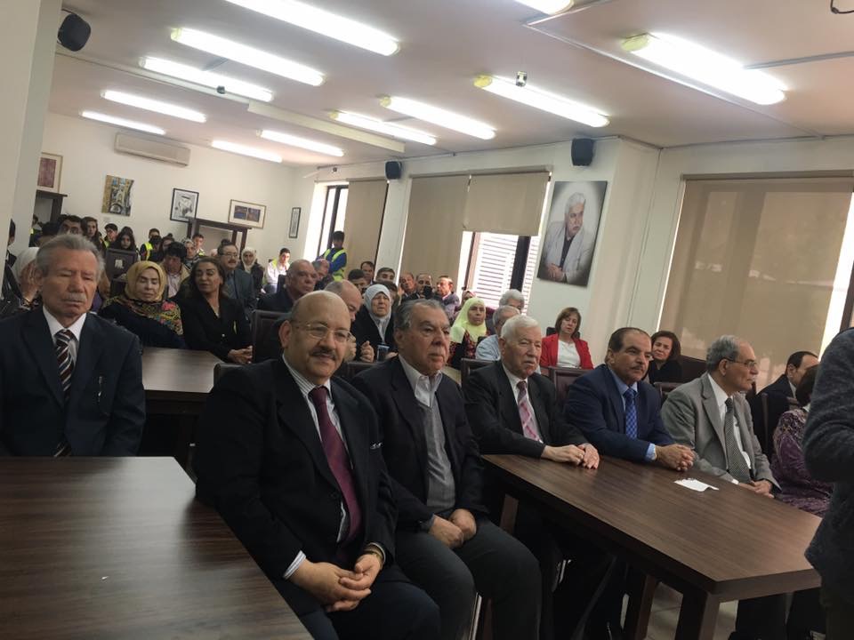 رئيس الوزراء الاسبق بدران : احث النشامى بدعم شاعر المليون الهقيش والتصويت له واجب وطني.