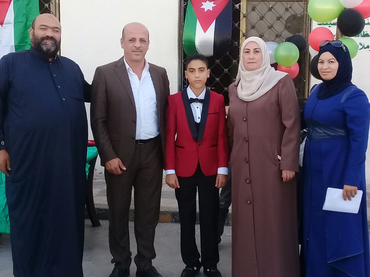 أكاديمية طلائع الهمة تكرم طلبتها المتفوقين.
