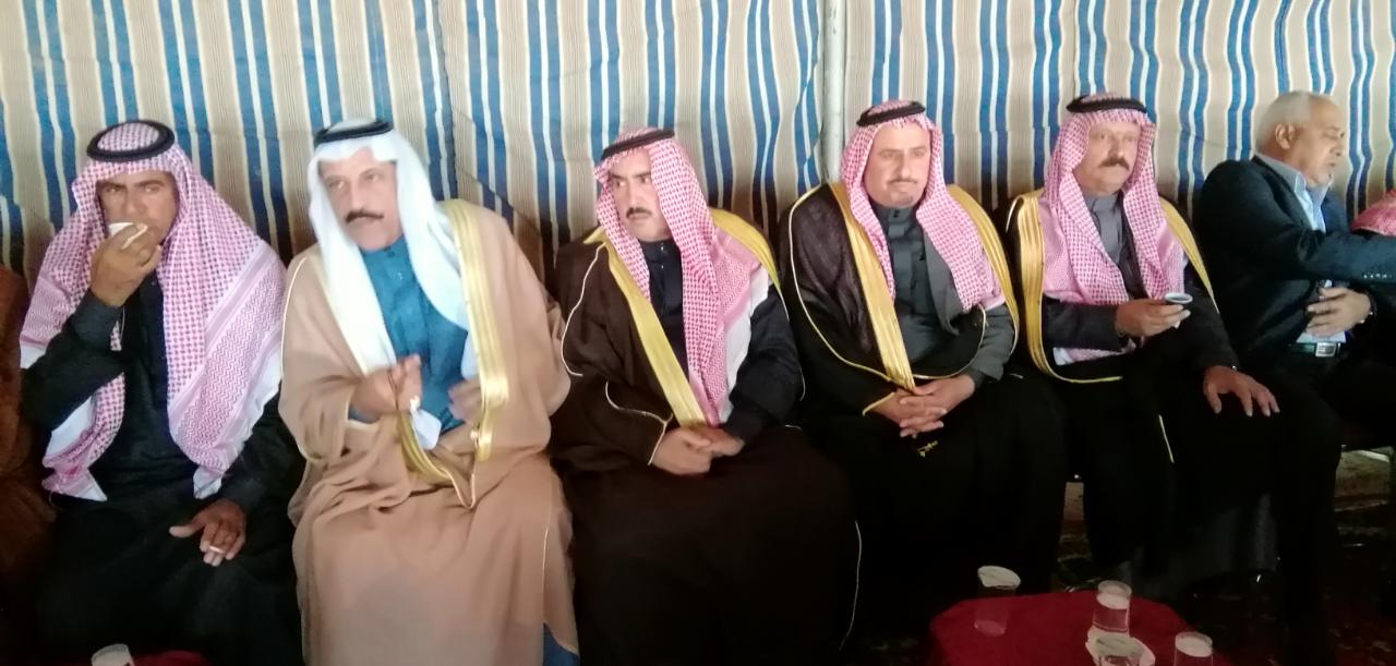 الشيخ الزبن يرأس جاهة عشائرية لمضارب الفريج الجبور وعطوه إقبال خامس أيام عيد الفطر السعيد.