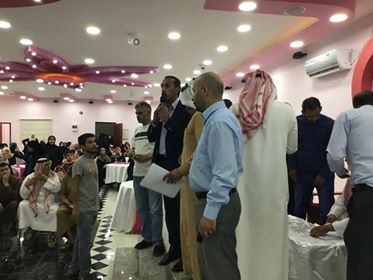 ممارسة ديموقراطية على الطريقة الاوروبية في البادية الشمالية.