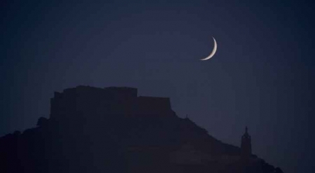 مفتي المملكة يدعو لتحري هلال شهر شوال مساء الخميس