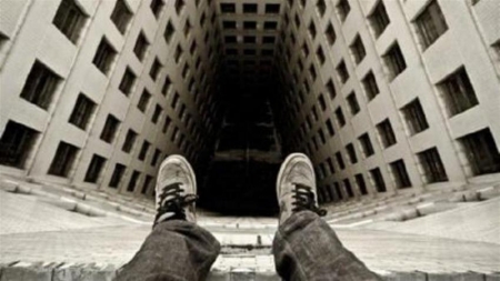 الأمن العام يثني شاب عن الانتحار في اربد