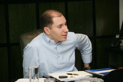 الإفراج عن رجل الأعمال هيثم الدحلة.