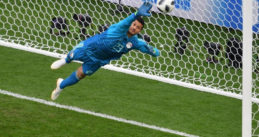 حارس مرمى مصر يرفض استلام جائزة أفضل لاعب لهذا السبب.