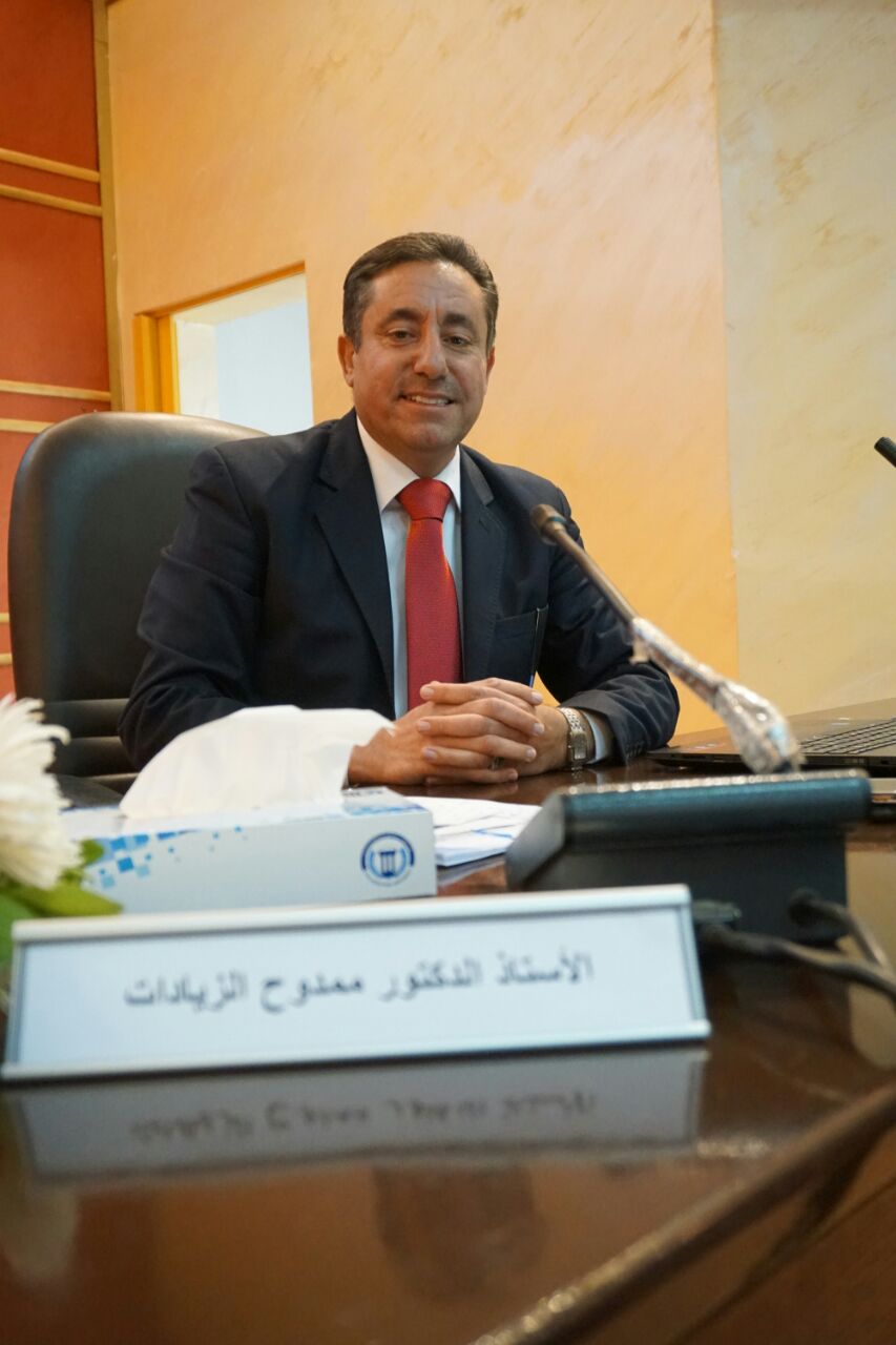 الزيادات عضو في مجلس امناء جامعة اليرموك.