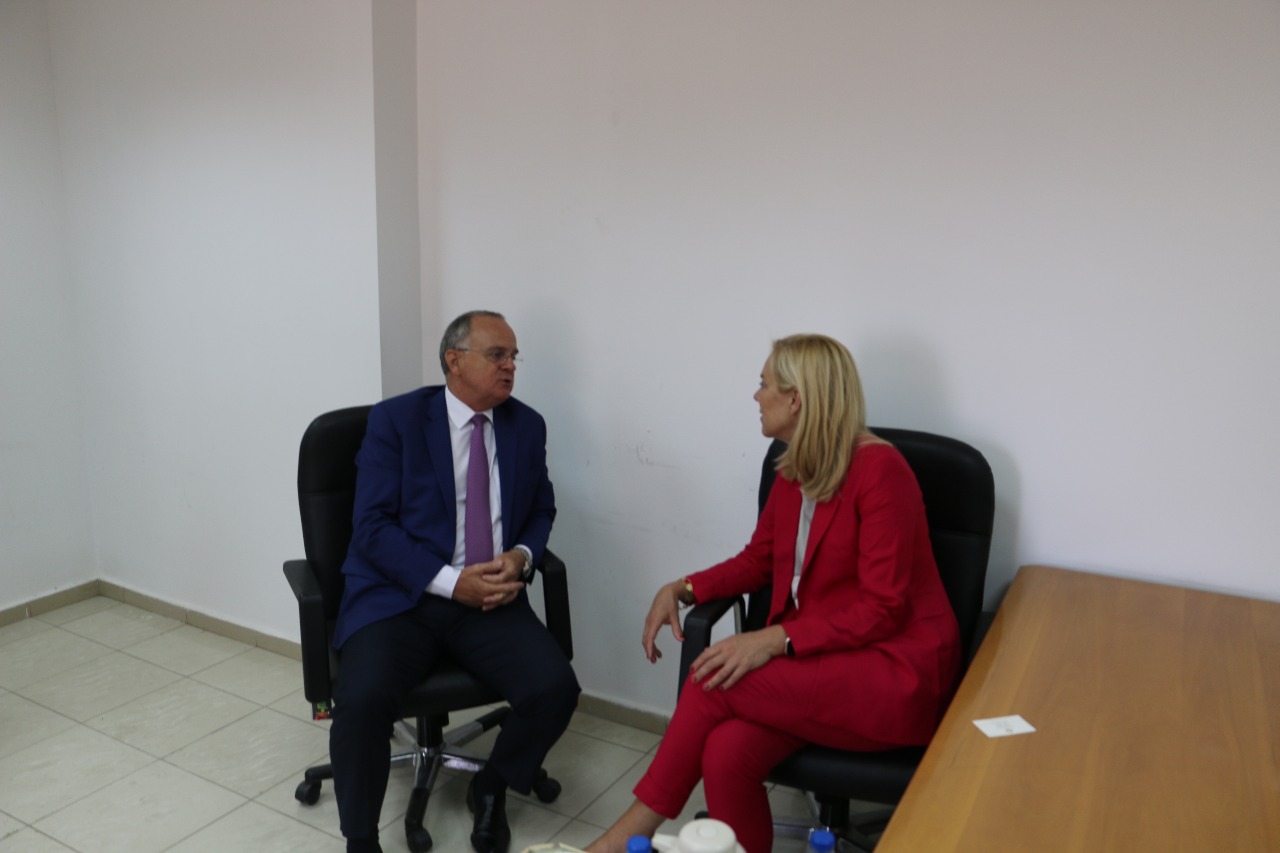 وزير العمل يلتقي بوزيرة التجارة الخارجية الهولندية سيغريد كاغ.