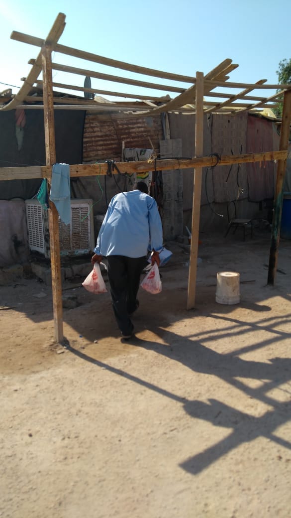 بالصور...مؤسسة زهرة الخير توزع لحوم على اسر فقيرة في الاغوار الجنوبية