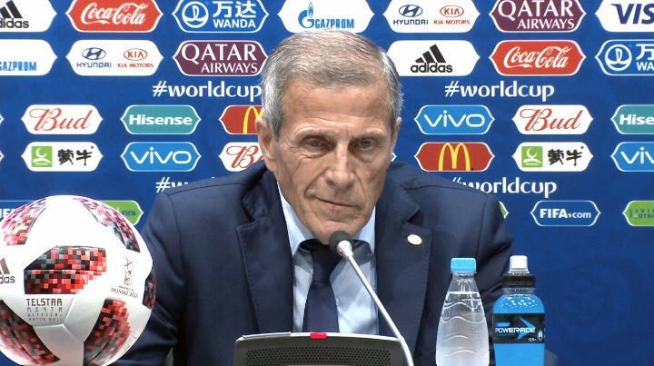 مدرب منتخب أوروجواي يعلن اعتزاله من تدريب كرة القدم...تفاصيل.