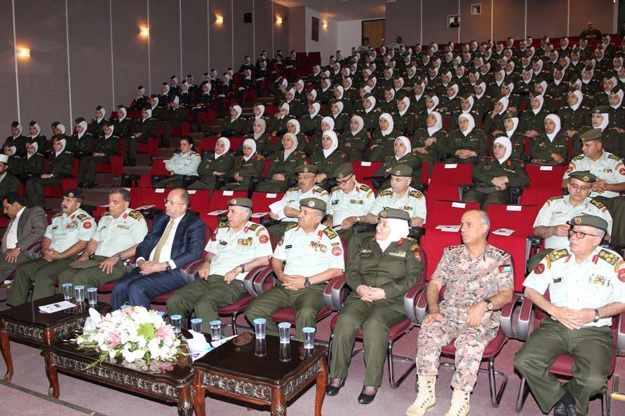 كلية الأميرة منى للتمريض تحتفل بمناسبة الأعياد الوطنية.