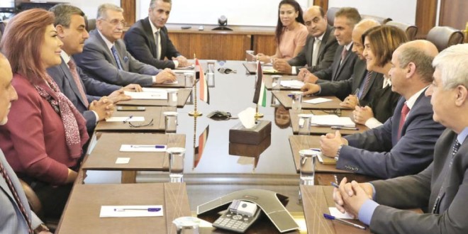 الأردن والعراق يبحثان التعاون بقطاعات الاستثمار والتعليم العالي وإعادة الاعمار.