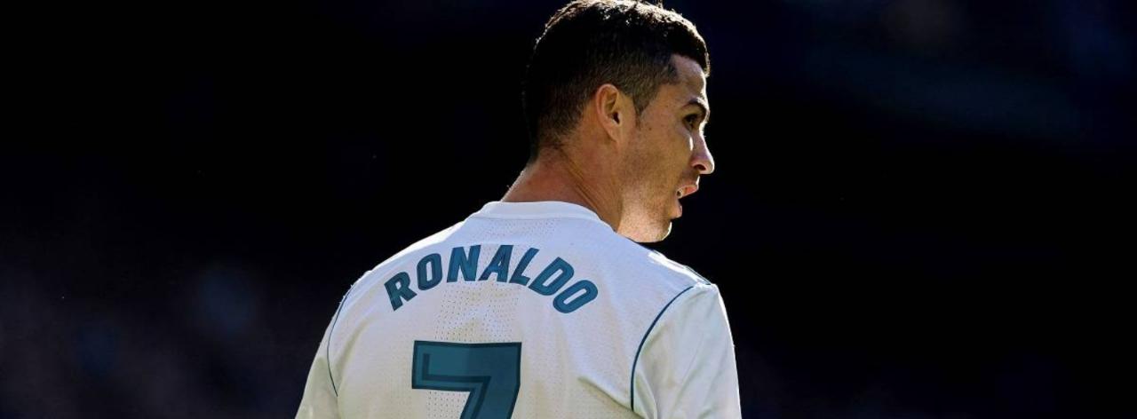 تفاصيل رسالة مؤثرة لرونالدو لجماهير ريال مدريد.