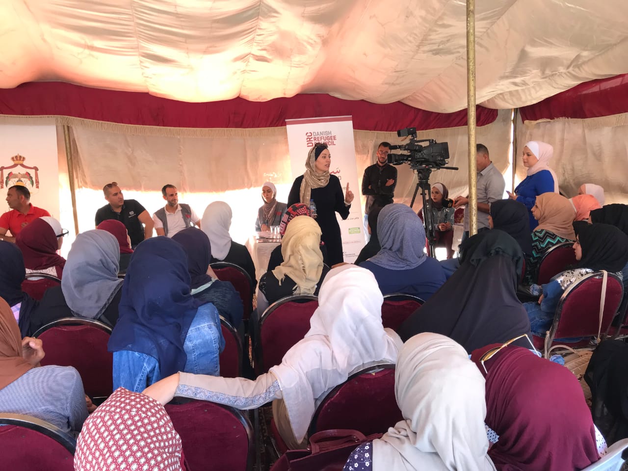 مصنع جرش للالبسة والازياء يقيم اليوم الوظيفي الرابع بالتعاون مع وزارة العمل وصندوق المعونة الوطنية ومنظمة العمل الدولية وادارة مدينة التجمعات الاستثمارية .