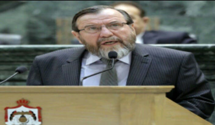 النائب الشيشاني : وزير البلديات يمارس إقصاء متعمد على بلدية الزرقاء.