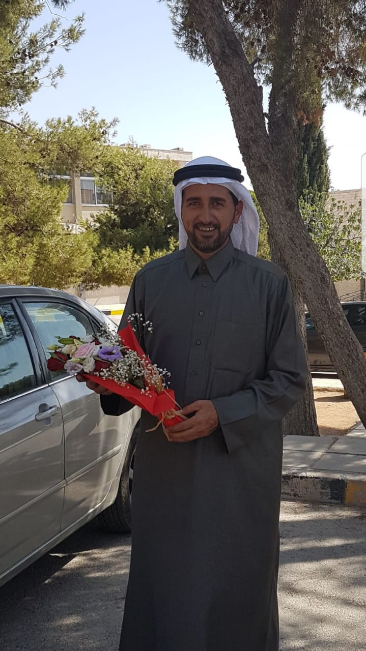 الف مبروك شهادة الماجستير لـ “ حسني العمريين.