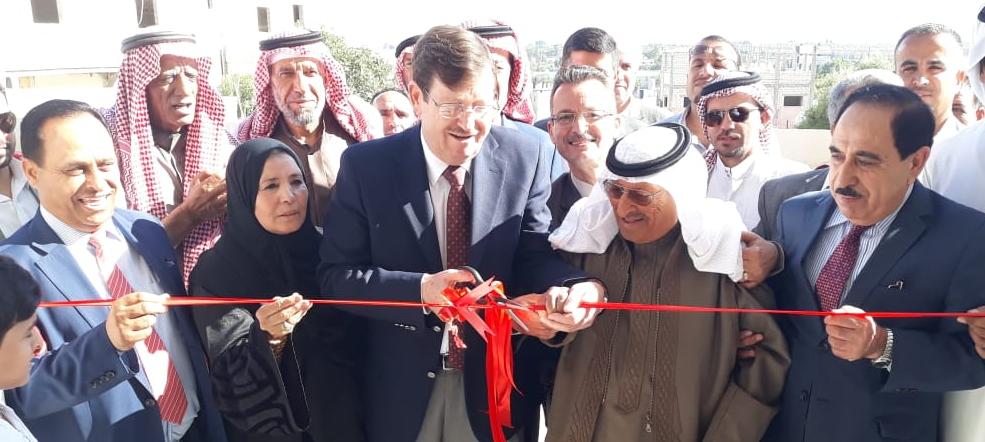 بتبرع سخي من الشيخة سلطانه الفايز..... وزير الصحه يفتتح مركز صحي القسطل