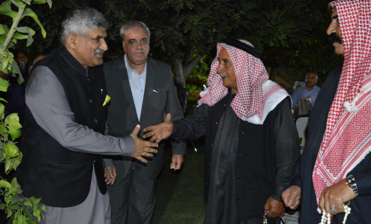 الوجيه مخلد المناصير يقيم حفل عشاء للسفير الباكستاني في الاردن.