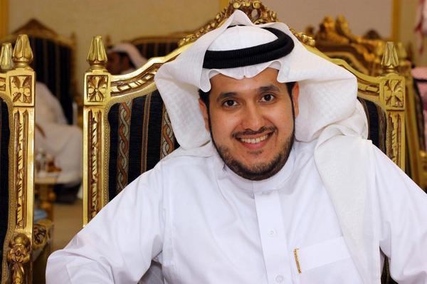 وفاة الإعلامي السعودي فهد الفهيد بعد أيام من تعرضه لحادث في لندن.