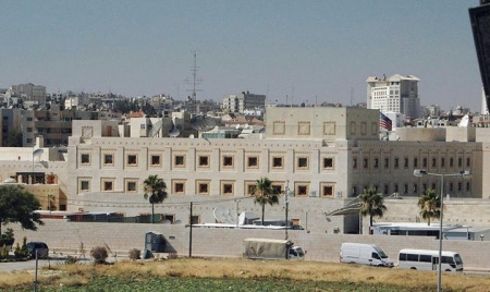 السفارة الأمريكية تعزي باستشهاد الطيار الخوالدة