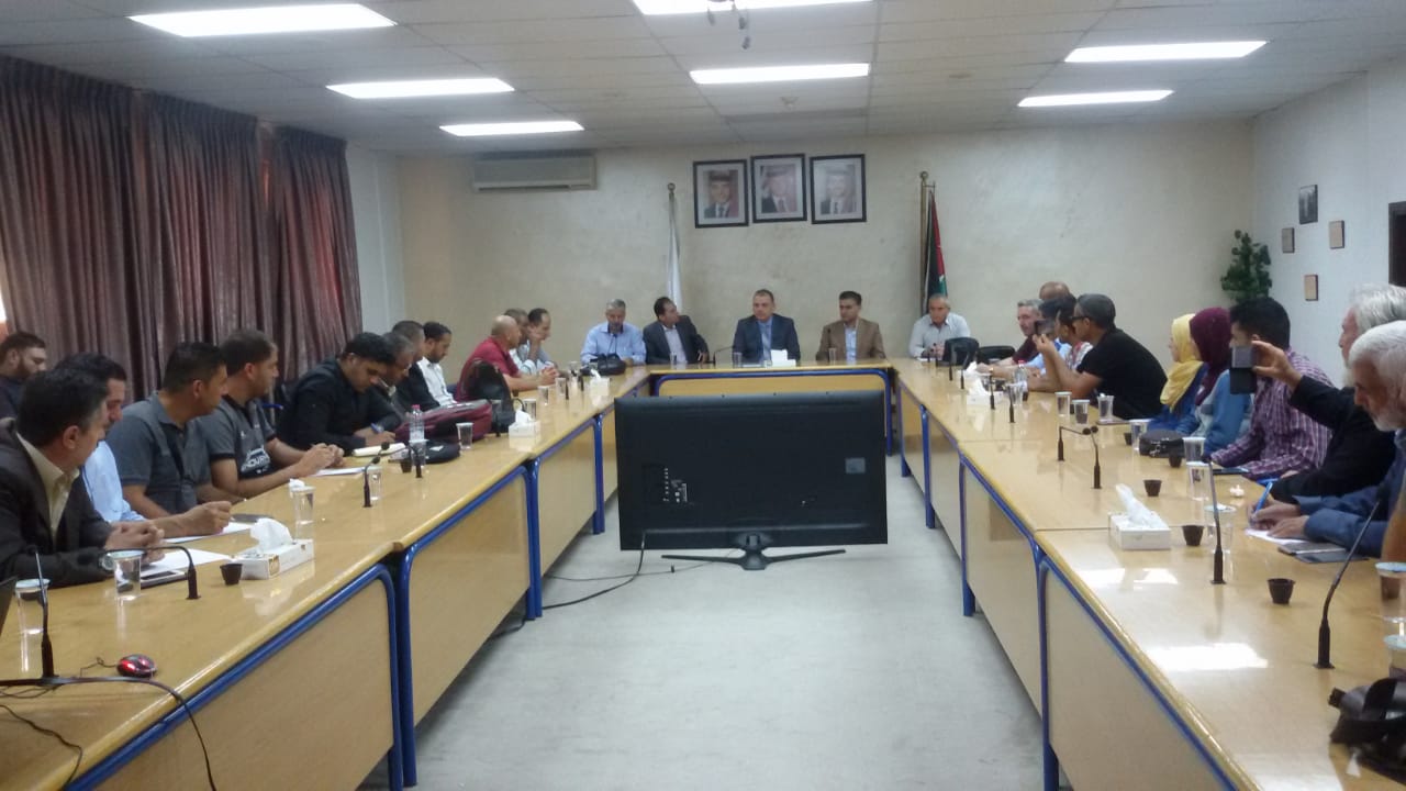 وفد فلسطيني يزور المركز الوطني للبحوث الزراعية.