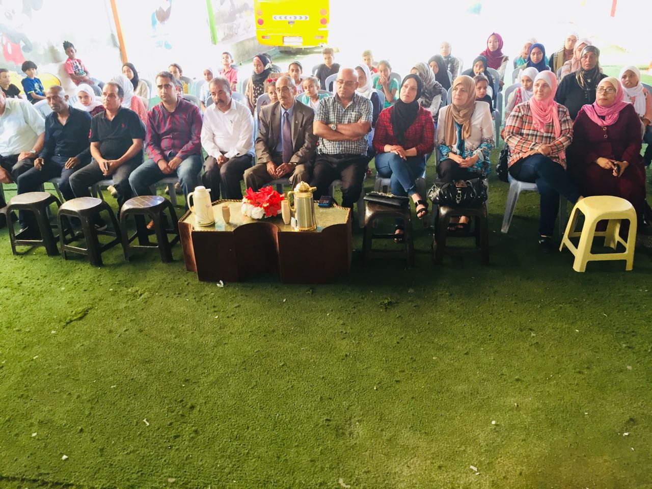 مبادرة بسمة الحب والسلام تخرج طلبة تحفيظ القرآن في جمعية أيتام الكريمة.
