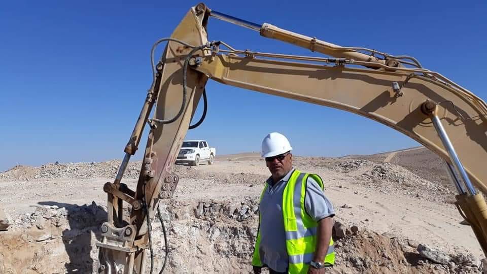 المباشرة بمشروع طاقة الرياح منطقة شريف الجنوب بالطفيلة...صور.