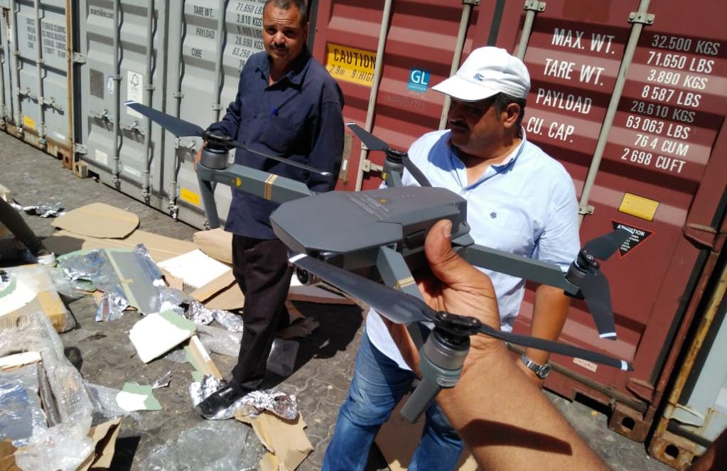 شرطة ميناء الإسكندرية تحبط تهريب طائرتى تجسس و60 مليون قرص مكمل غذائي.