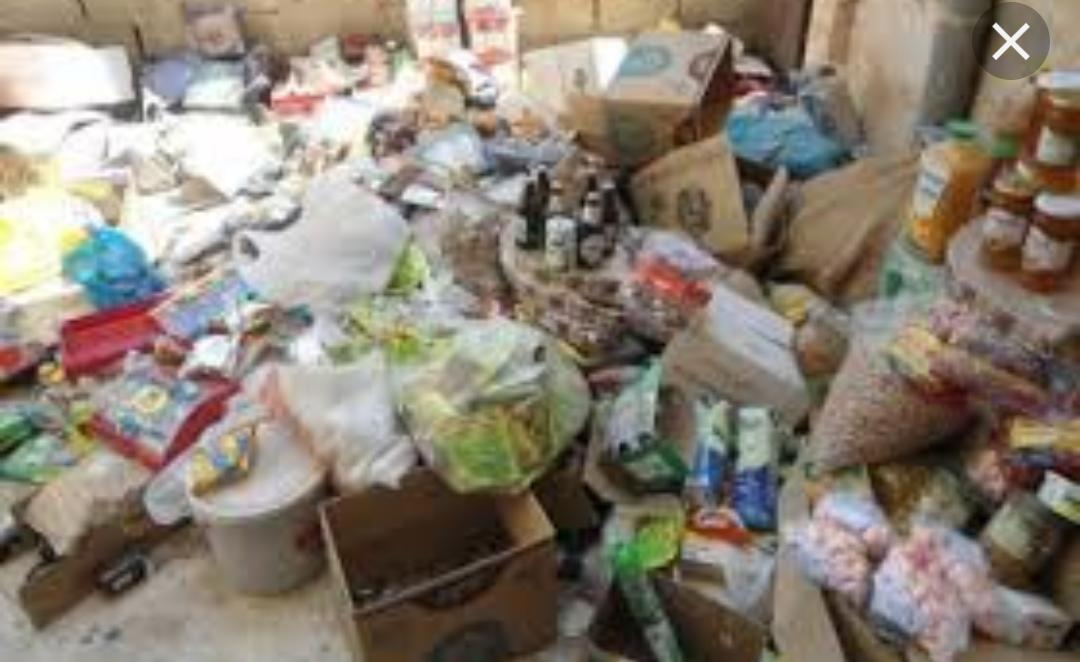 كوادر الإدارة الملكية لحماية البيئة تضبط كمية كبيرة من المواد الكيميائية منتهية الصلاحية في الزرقاء.