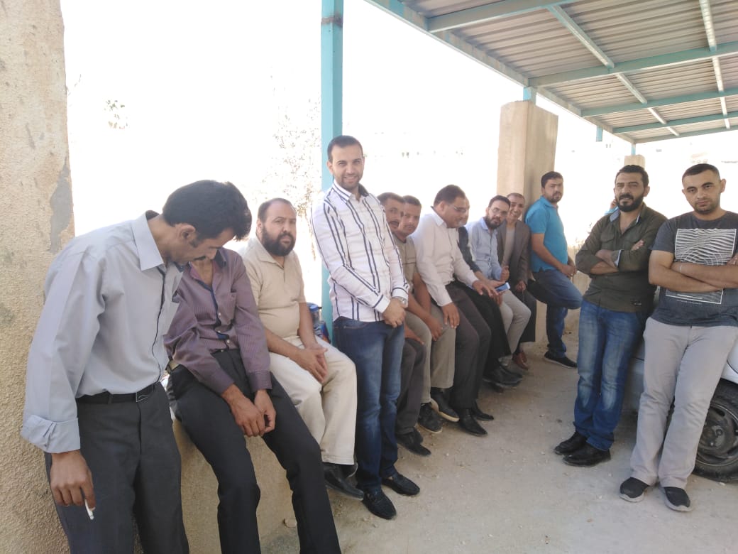 بالصور اعتصام موظفي المحاكم الشرعية في محافظة المفرق للمطالبة بحقوق وظيفية
