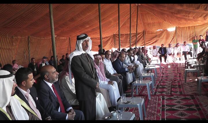 الدكتور عمر المساعفة اشربوا قهوتكم يا بني صخر الف مبروك.