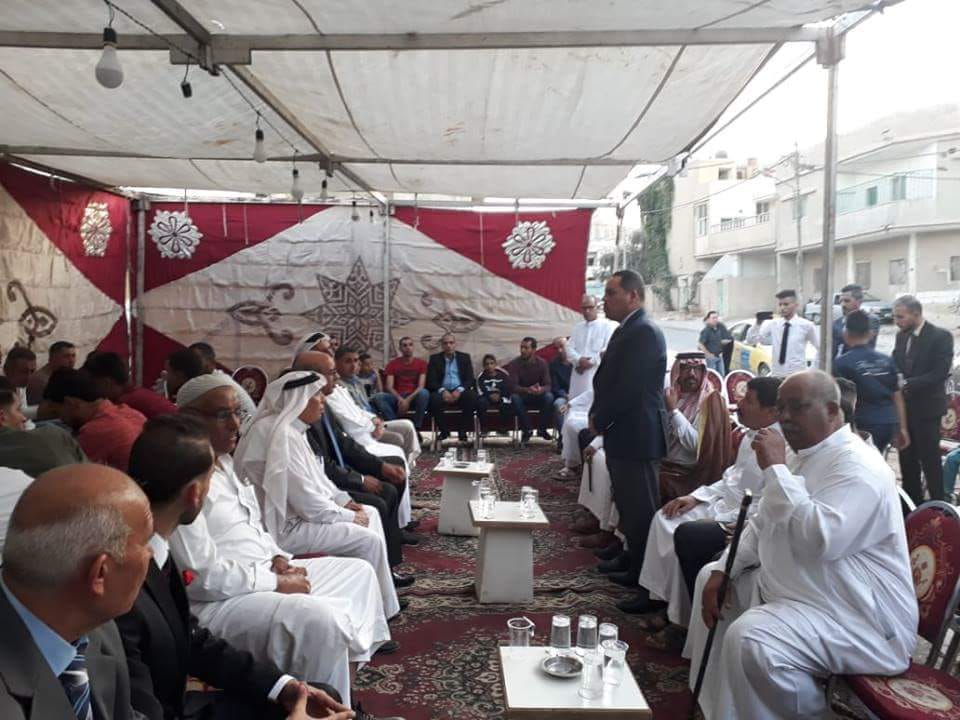 الدكتور خلف الحماد لعشيرة الملكاوي اشرب قهوتكم ....الف مبروك.