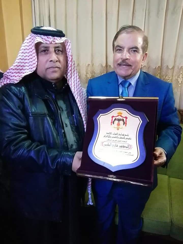رفقاء السلاح القوات الخاصة يتمنون الشفاء العاجل للزميل محمد صالح الجبور..ابو فيصل.