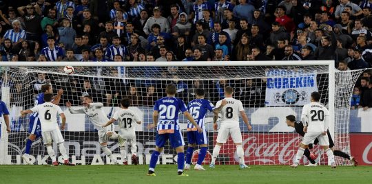 إذاعة إسبانية تثير الشكوك حول مستقبل لوبيتيجي مع ريال مدريد.